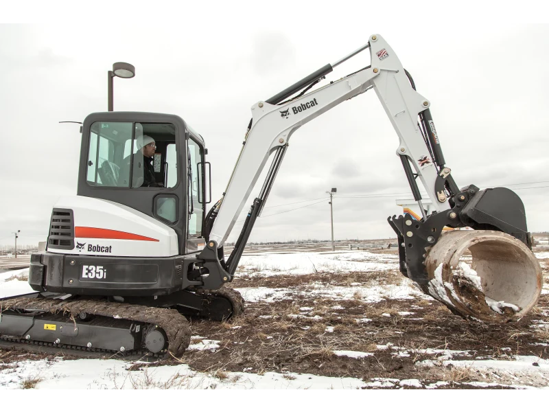 BOBCAT E35i